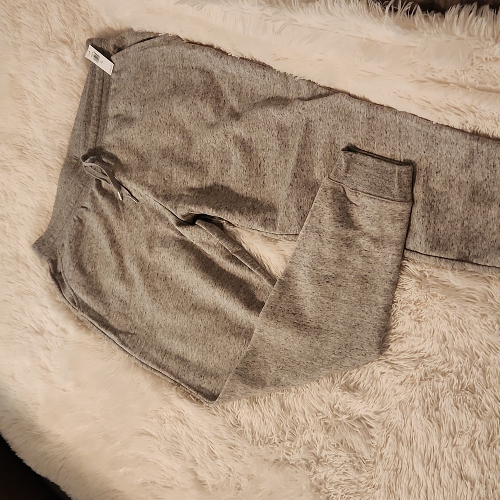 Brand New Old Navy Mid-rise Joggers